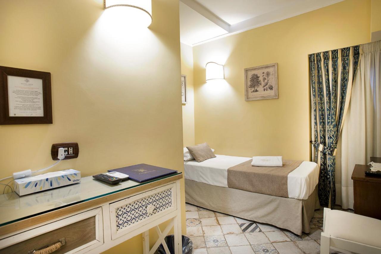 22 m² dengan 1 bilik tidur dan 1 bilik mandi peribadi di Pusat Warisan Naples Luaran gambar