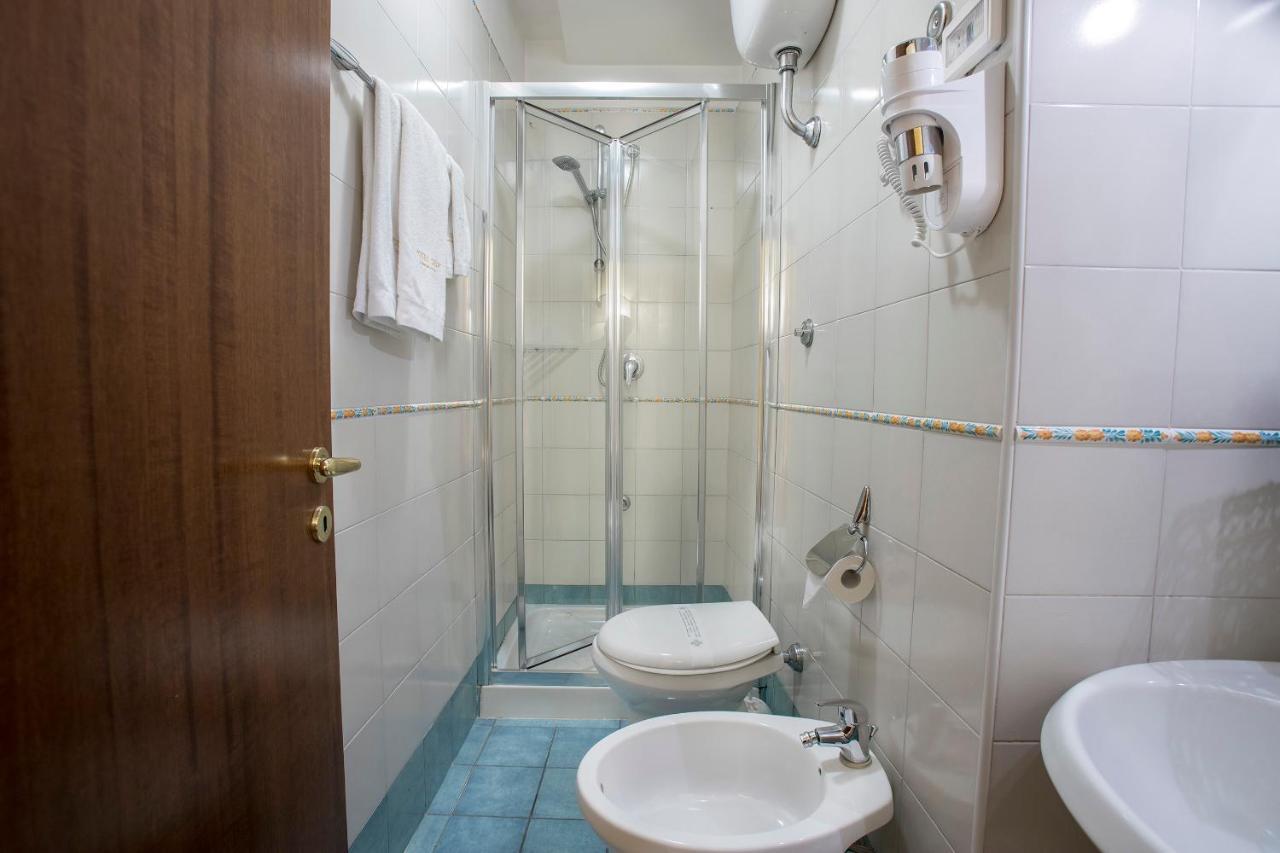 22 m² dengan 1 bilik tidur dan 1 bilik mandi peribadi di Pusat Warisan Naples Luaran gambar