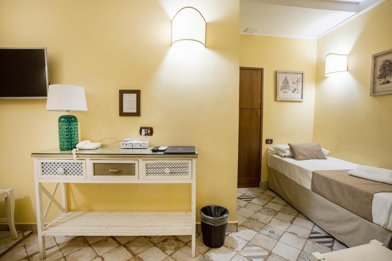 22 m² dengan 1 bilik tidur dan 1 bilik mandi peribadi di Pusat Warisan Naples Luaran gambar